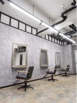 アトムアカデミー(ATOM Academy)の写真/【西明石駅 徒歩3分】ATOMからデビュー前の若手専用salonがOPEN！可能性を秘めた若手達が低価格で施術♪