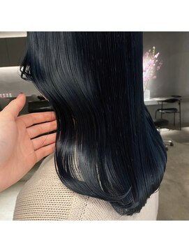 リール(rire) デザインカラーレイヤーカットウェットヘア夏オリーブベージュ