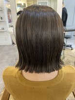 トッカ ヘアアンドトリートメント 難波店&nbsp;ぱつっと切りっぱなし外ハネあごボブ♪