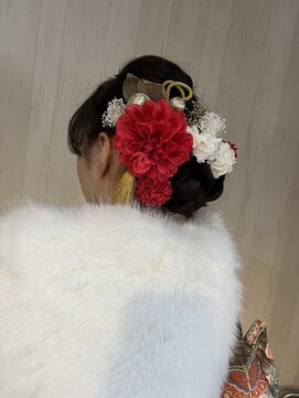 リブラン バイ ルッカ(Liburan by Lucca) 1月成人式