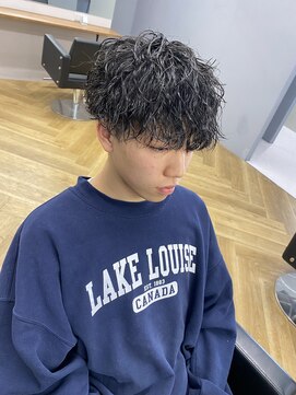 アレス バイ シカ 神戸三宮元町店(ALLES by Cica) 波巻きスパイラル黒髪清潔感