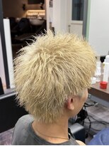 ルースト 京都四条大宮店(ROOST)&nbsp;ブロンドスパイキーショート