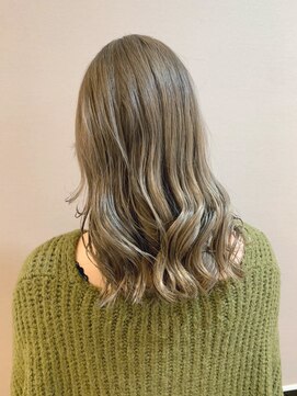 カルフール 草加本店(Carrefour) ハイライト・髪質改善・ケアブリーチ・ダメージレス・寒色系