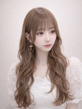 ヤヤ 浅草(yaya.)&nbsp;ヘーゼルベージュカラー×ゆるふわアイドルヘア