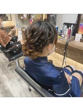 ヘアセット アリエス 新宿駅前店(aries) ルーズアップ