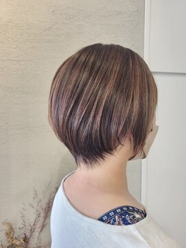 リミックスヴィラ(remix Villa) 丸みショート