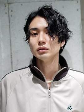 ライラ(Lyla) ツイスパミディセンターパート