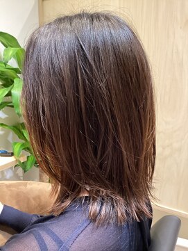 ラフ(Laugh) ミディアムチョットレイヤー