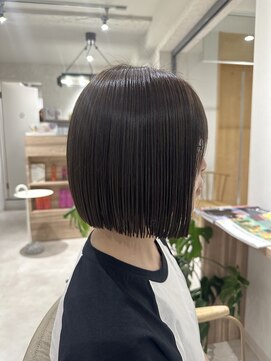 オリ 仙台(Oli) 20代～30代シンプルストレート艶ボブ［仙台］