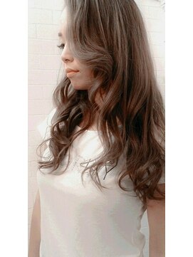 アンククロス 那覇店 ハイライトアッシュ