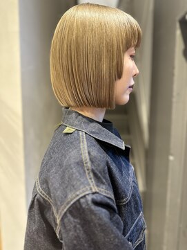 フェンヘアーアイス 中目黒(Fen.hair ici) 大人可愛い艶感ミルクティーベージュケアブリーチ