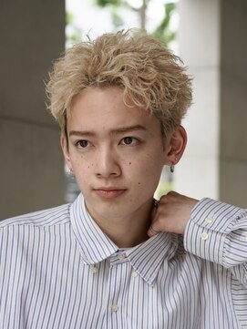 フィフス トウキョウ (fifth TOKYO) 渋谷緩めスパイキーパーマルーズショートメンズショート