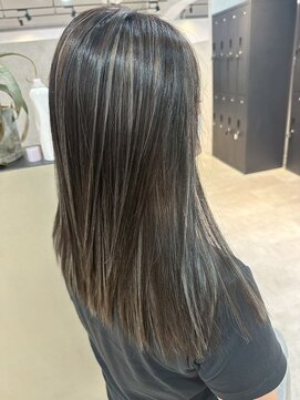 メリー オオサカ(Merly Osaka) ハイライト/似合わせカット