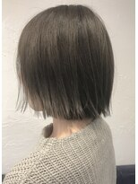 ウィロー(WILLOW)&nbsp;【WILLOW】切りっぱなしBOBをバームでお仕上げ(井下貴史)