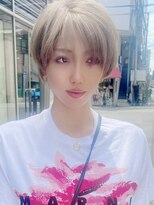 ロータス(Lotus)&nbsp;外国人風ハイトーンミルクティーショートボブ【堀江】担当カタダ