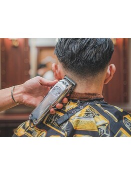 <MEN'Sカット最短20分\2800～>忙しいビジネスマンに◎スピーディ×洗練された技術を身近に[有楽町/学割U24]