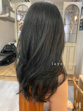 クラン 博多(Clan) 【村上】　レイヤーカット×グレージュカラー