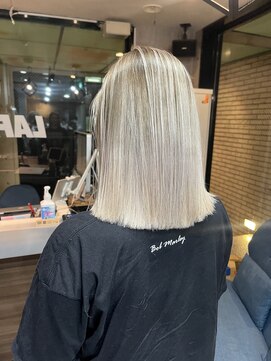 ラフ(LAFF) #黒髪#ボブルフ#ネビージュ#小顔#ワンレン