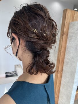 ニド(2do) ミディアムパーティーアレンジ