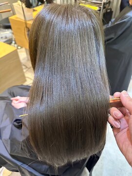 ジーナ 本八幡(Zina) 大人かわいい20代30代40代小顔ショコラベージュ Zina本八幡