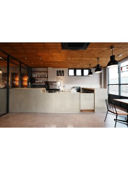 広々とした店内は、開放感のあるリラックス空間♪ゆったりとした時間を過ごしたい方におススメ☆