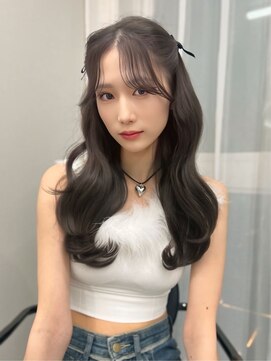 リッカ(LICCA) 【MISAKI】韓国風ヘア/透明感グレージュ/天神/顔まわり