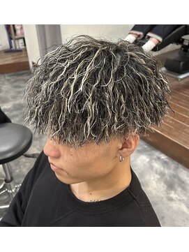 ビーテックバイゼン(B TECH by Zen) メッシュハイライトフェードパイルツイスト