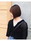 えりあしぎりぎり、切りっぱなしのミニボブ◯