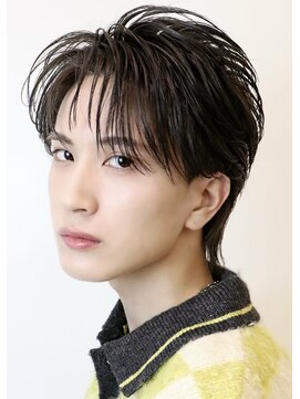 オーシャントーキョー ウエスト(OCEAN TOKYO WEST) シースルーセンターパート黒髪ダウンパーマ