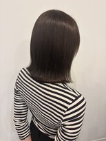 エヌヨンブンノイチ 茅ヶ崎(n1/4)&nbsp;30代40代切りっぱなしボブタッセルボブ顔周りレイヤーオリーブ