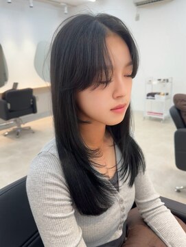 ソソ(soso.) 【動きがでる！ハッシュレイヤーカット】