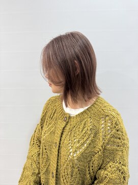 ウタシロイロ(uta shiroiro) 切りっぱなしボブ