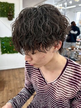 メンズパーマ20代30代40代メンズサロンツイストスパイラルパーマ