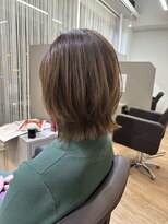 ジエクト ヴィシア(The Ect VIXIA)&nbsp;オリーブベージュ　レイヤー　重く見えない　ボブレイヤー