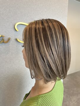 リアヘアー(Li'a hair) バレイヤージュカラー