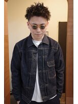 エディ(Edy) メンズスパイキーショートブラウンカラー眉毛カット外国人風岡山