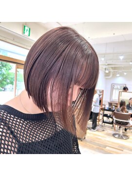 ネオリーブウリ 二子玉川店(Neolive uri) ミディアムヘア暗めカラーデザインカラーフェイスフレーミング