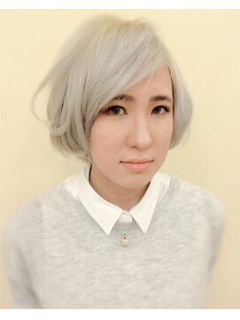 ラウンジ モリオ イケブクロ(Lounge MORIO Ikebukuro) 【morio 池袋】プラチナカラー[パールアッシュ]