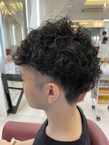 クオリス 赤塚店(QUALIS) 【QUALIS】ツーブロ×ハードパーマ