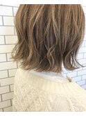 beige ボブ