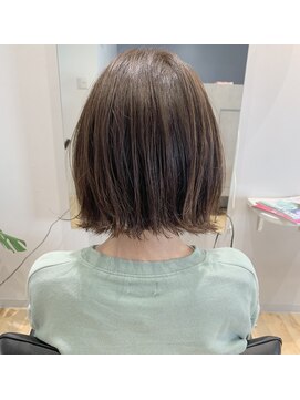 リラヘアー(Rela hair) 切りっぱなしボブ