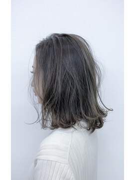 シエン(CIEN) ロングボブスタイル