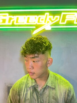 グリーディーフォックス 代々木(Greedy FOX) 韓国マッシュ/センタ-パ-ト/ツイストスパイラル/スキンフェード