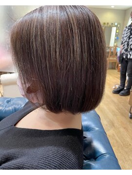 ヘアサロン アティリー(Hair Salon Attirer) 西梅田/ボブ/グレーベージュ/白髪ぼかし【Attirer飯田裕之】