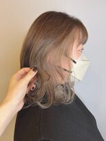 ブロッサム 東中野店&nbsp;20代30代大人可愛いインナカラーグレーホワイトボブディ