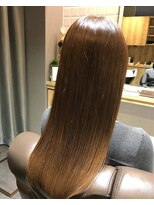 カミケンガレリア(kamiken. galleria)&nbsp;ナチュラル髪質改善まとまる潤い上品ロング【カミケンガレリア】