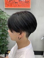 ネオン(NEON)&nbsp;前下がりセンターパート