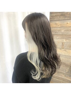 レイ(ray.) くびレイヤーエモージュふんわりカールインナーカラー◎美髪