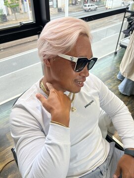 ガルボ ヘアー(garbo hair) ホワイトピンク ケアブリーチ にしむら指名