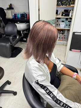 アイズ 本厚木(AIZU) アッシュピンクヘア